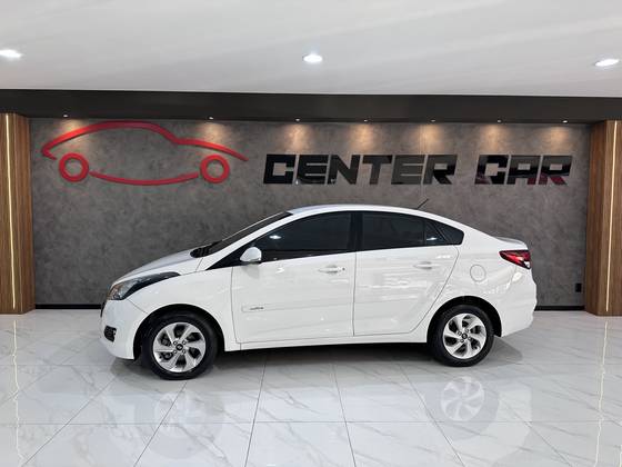 HYUNDAI HB20S 1.6 COMFORT STYLE 16V FLEX 4P MANUAL HYUNDAI HB20S 1.6 COMFORT STYLE 16V FLEX 4P MANUAL